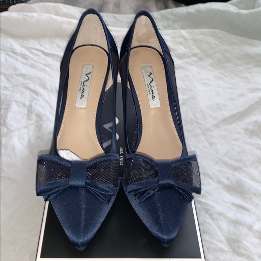 Women’s Nina ‘Bianca’ Navy Princess Heels~ size 8M